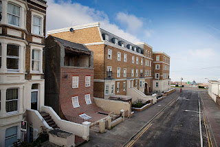 Photo of Architectural Marvel: The House with a Slipped Facade in Margate, United Kingdom