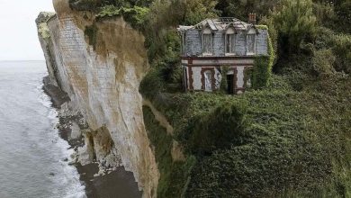 Photo of Abandoned Mansion On Top Of The Hill.