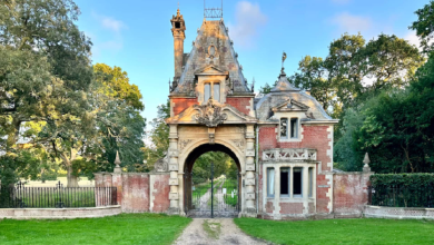 Photo of Historic 2 bed gatehouse in private parkland