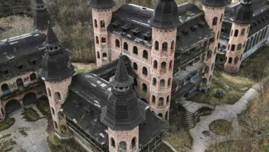 Photo of Lapalice Castle – The cottage that became a castle – Abandoned before even completed
