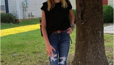 Photo of When her daughter finished seventh grade, a proud mother wanted to capture the moment in her own garden