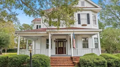 Photo of Timeless 1901 Victorian in Charming Lamar, SC